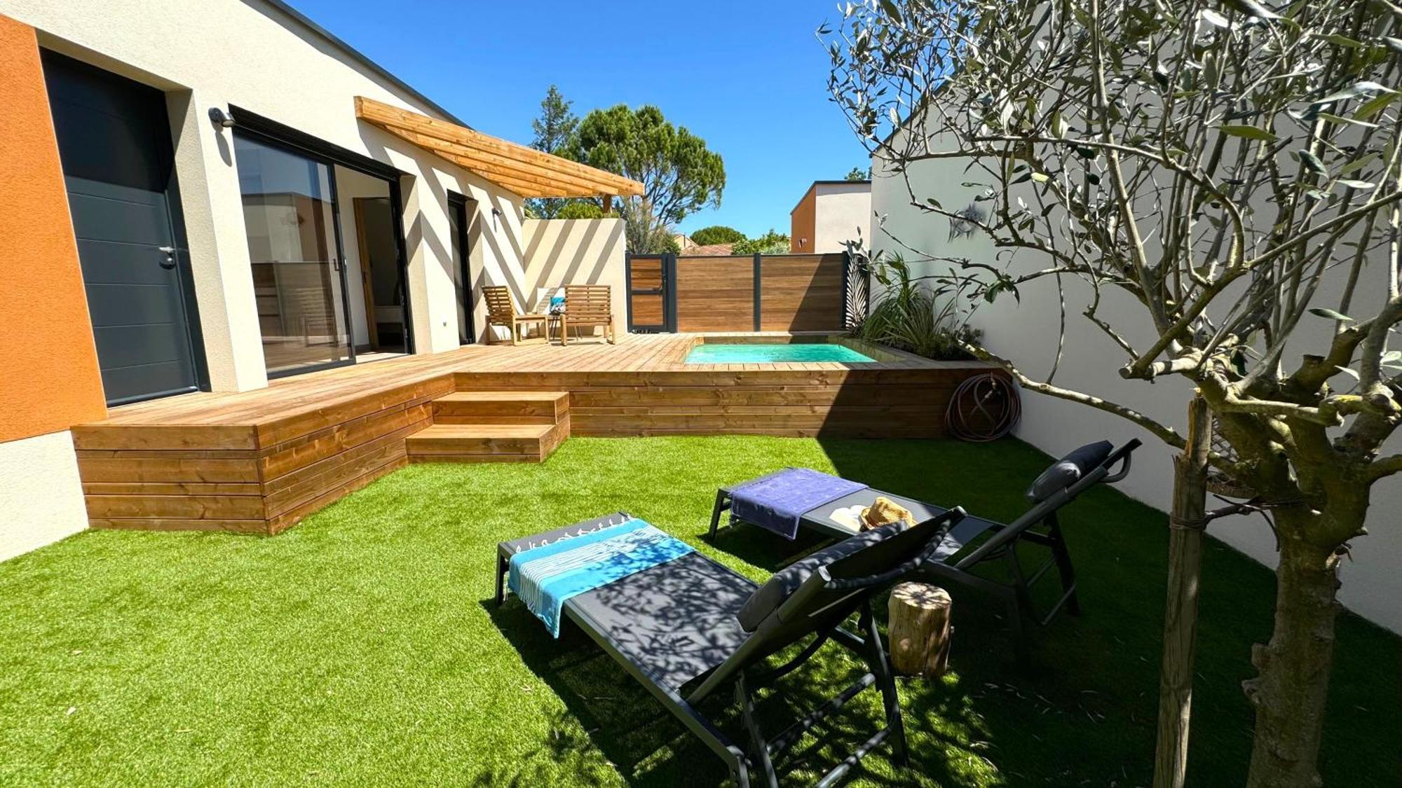 Daya Lodge. L'Isle-sur-la-Sorgue Bagian luar foto