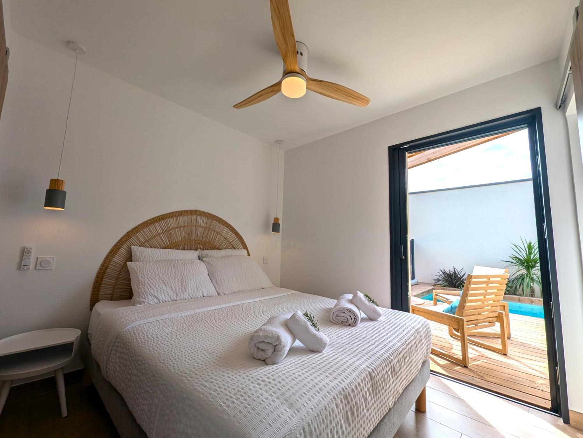 Daya Lodge. L'Isle-sur-la-Sorgue Bagian luar foto