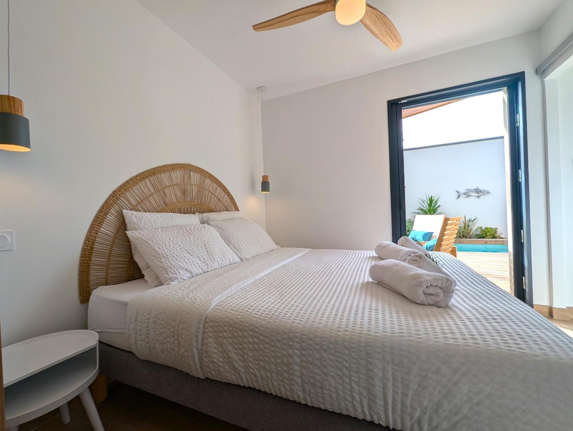 Daya Lodge. L'Isle-sur-la-Sorgue Bagian luar foto